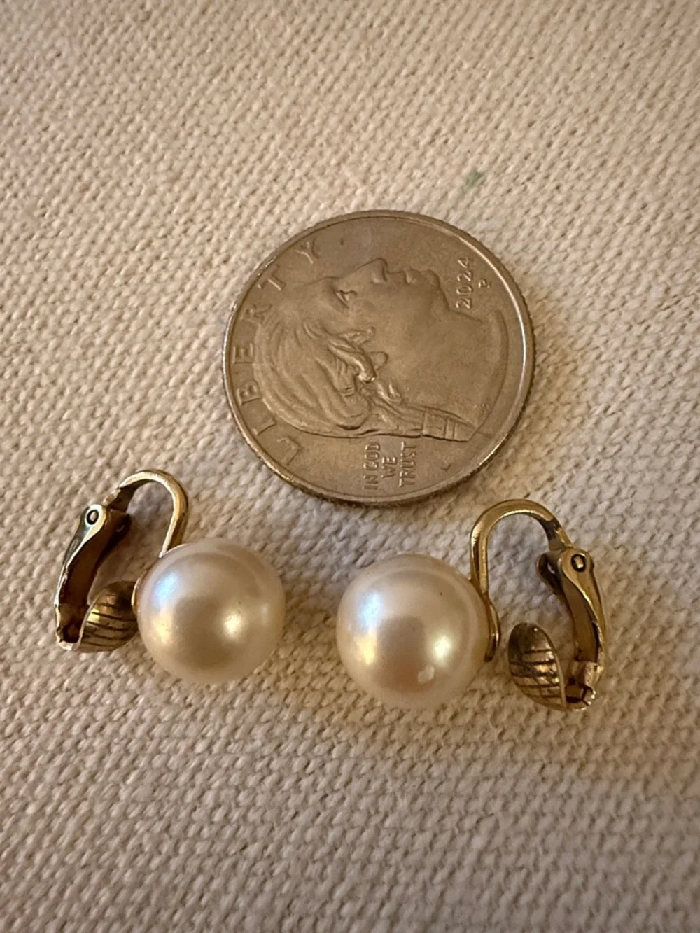 Marvella Vintage Gold Tone Faux Pearl Clip on Earrings. Signed. Circa 1950-60’s.